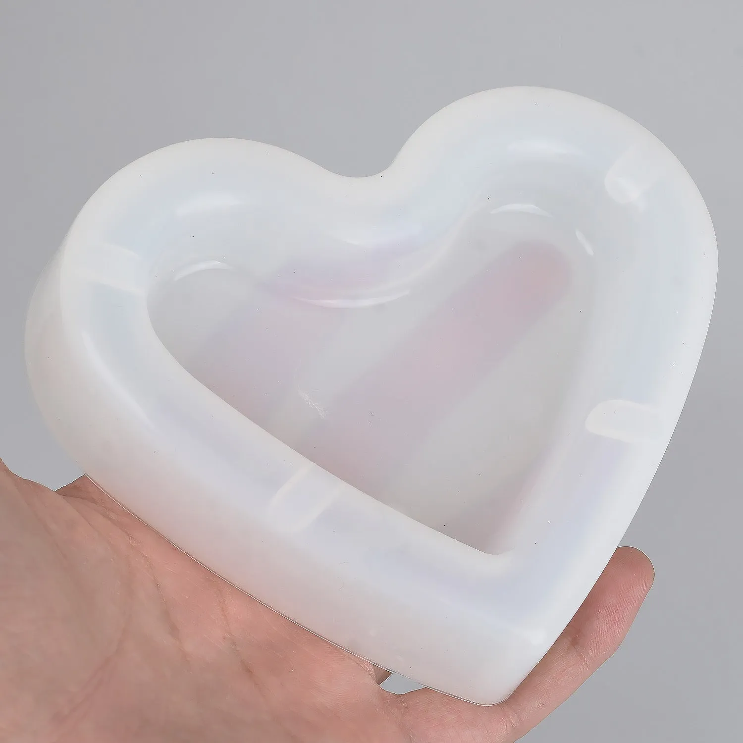 1 PCS Ashtray Silicone Mold DIY Epoxy Resin Mould Heart Diamond Shape Mold For Home Decoration 103294