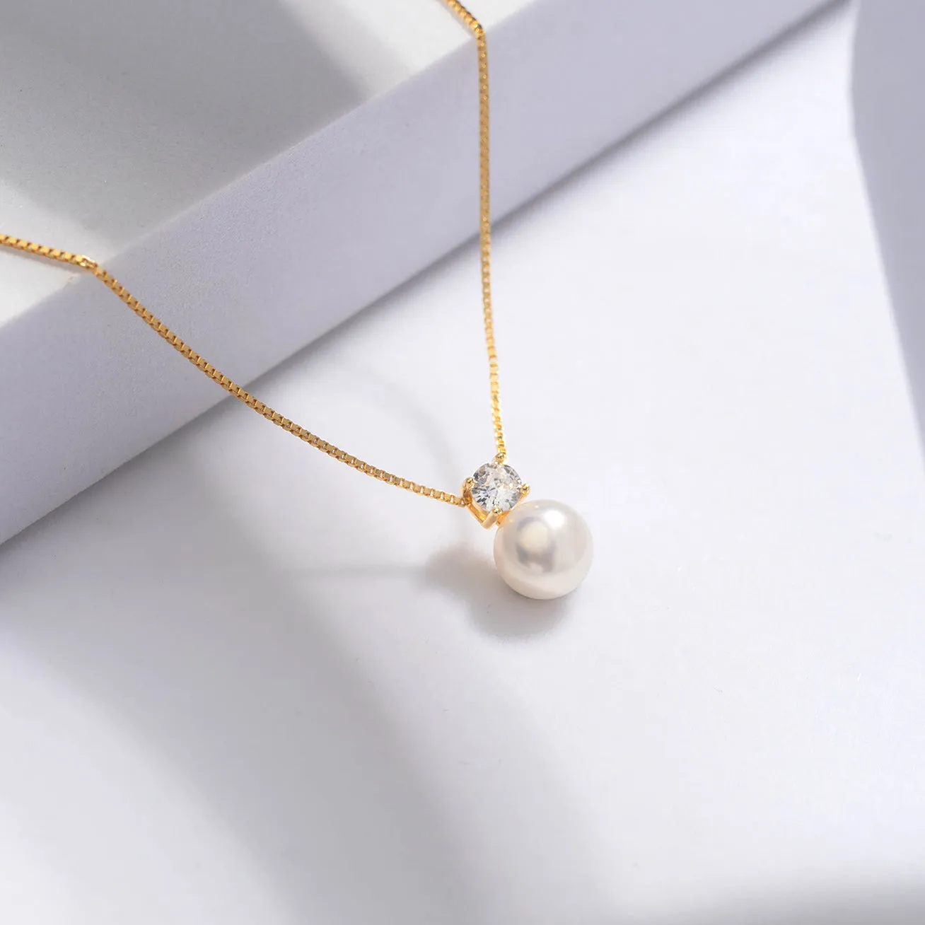 18K Solid Gold  Edison Pearl Necklace KN00041