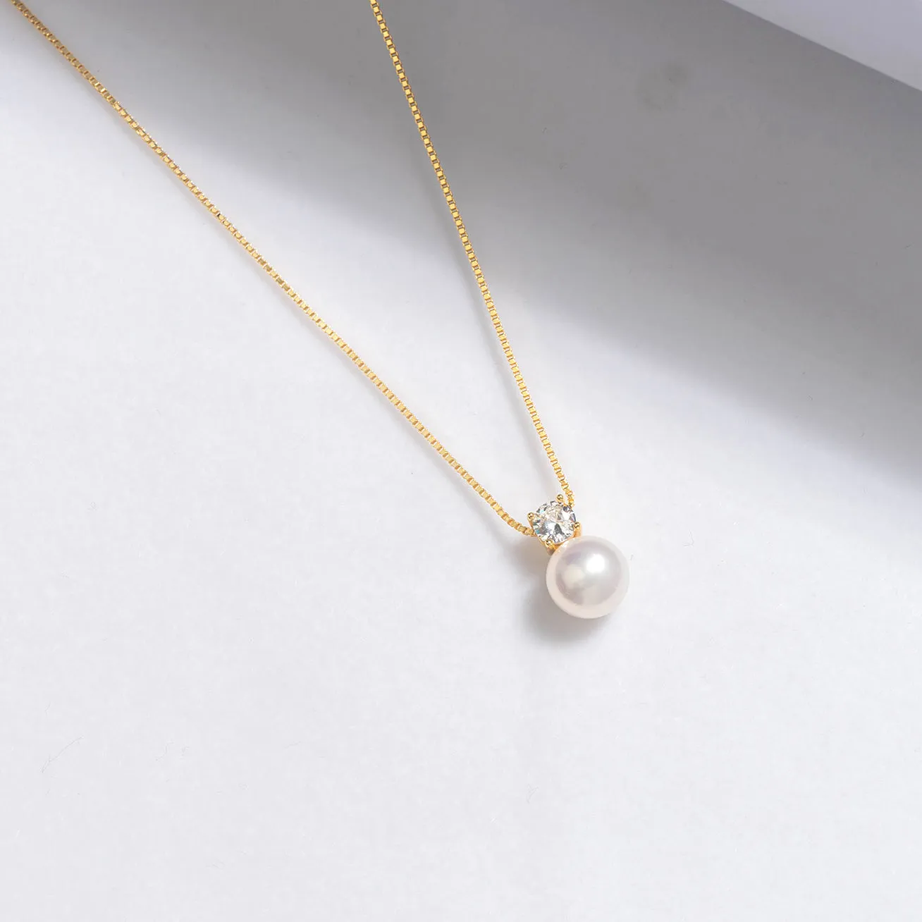 18K Solid Gold  Edison Pearl Necklace KN00041