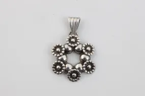 925 Silver Dome Flower Pendant (3.29g.)