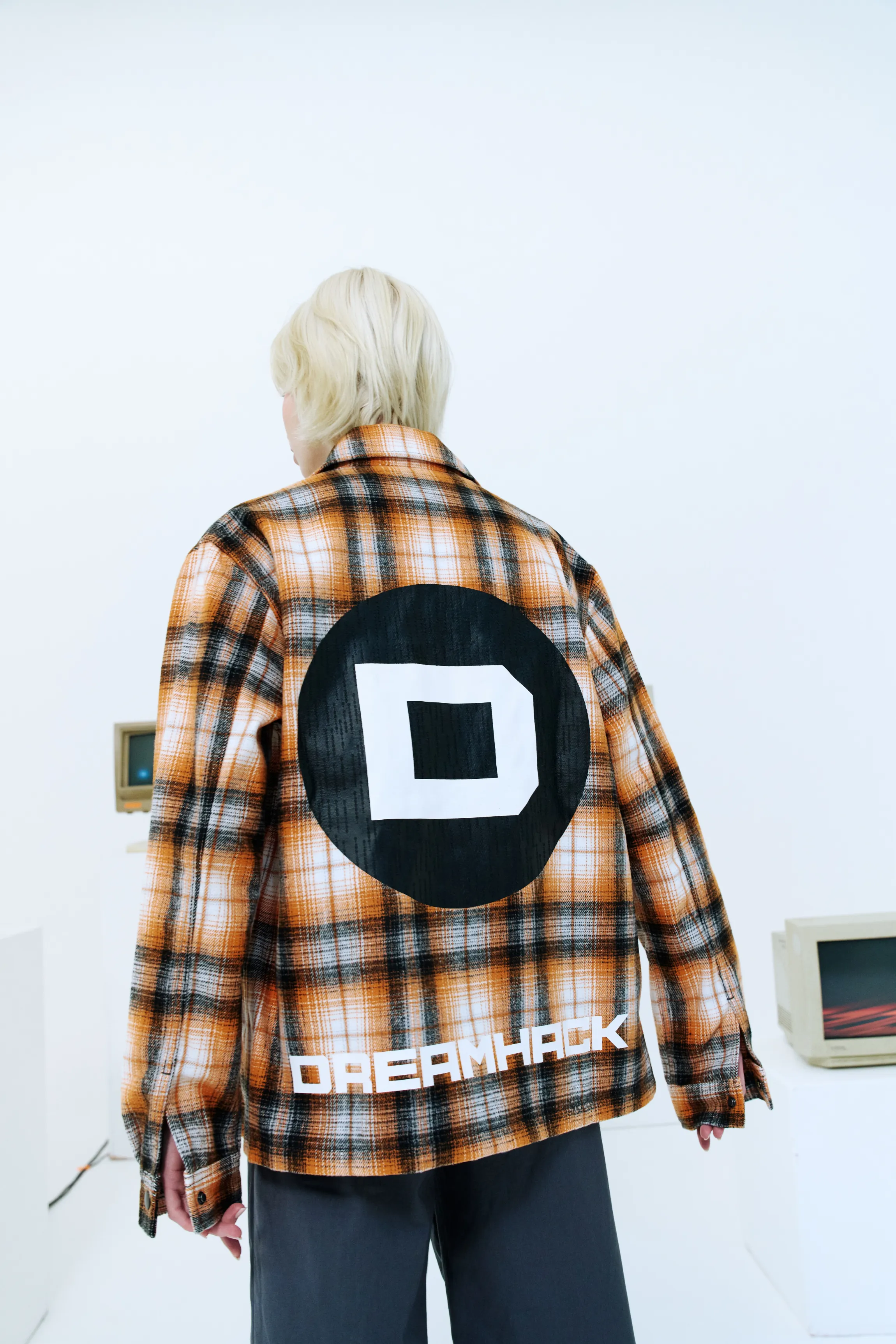 DreamHack Digital Frequency Overshirt Orange