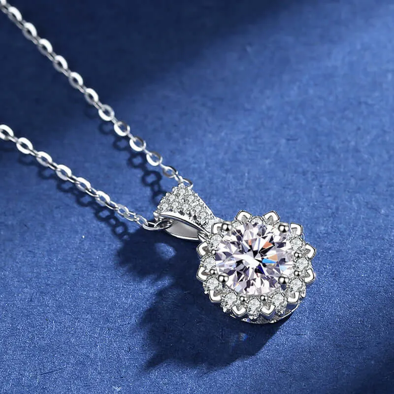 Flower with Moissanite Necklace