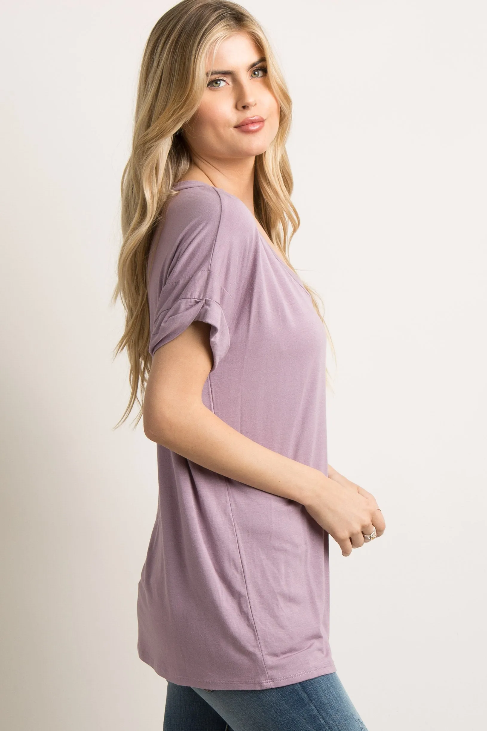 Lavender Basic V-Neck Pocket Top