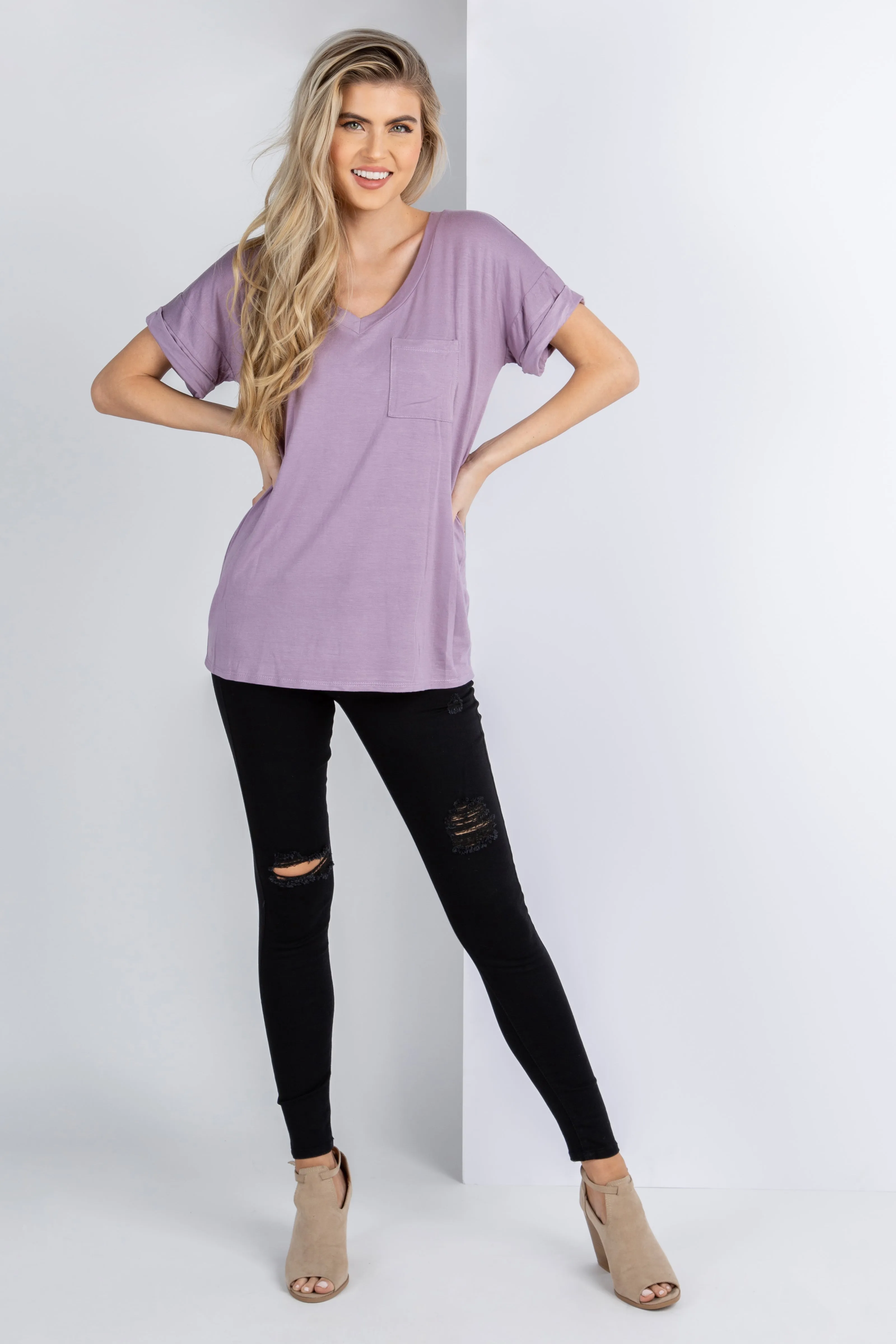 Lavender Basic V-Neck Pocket Top