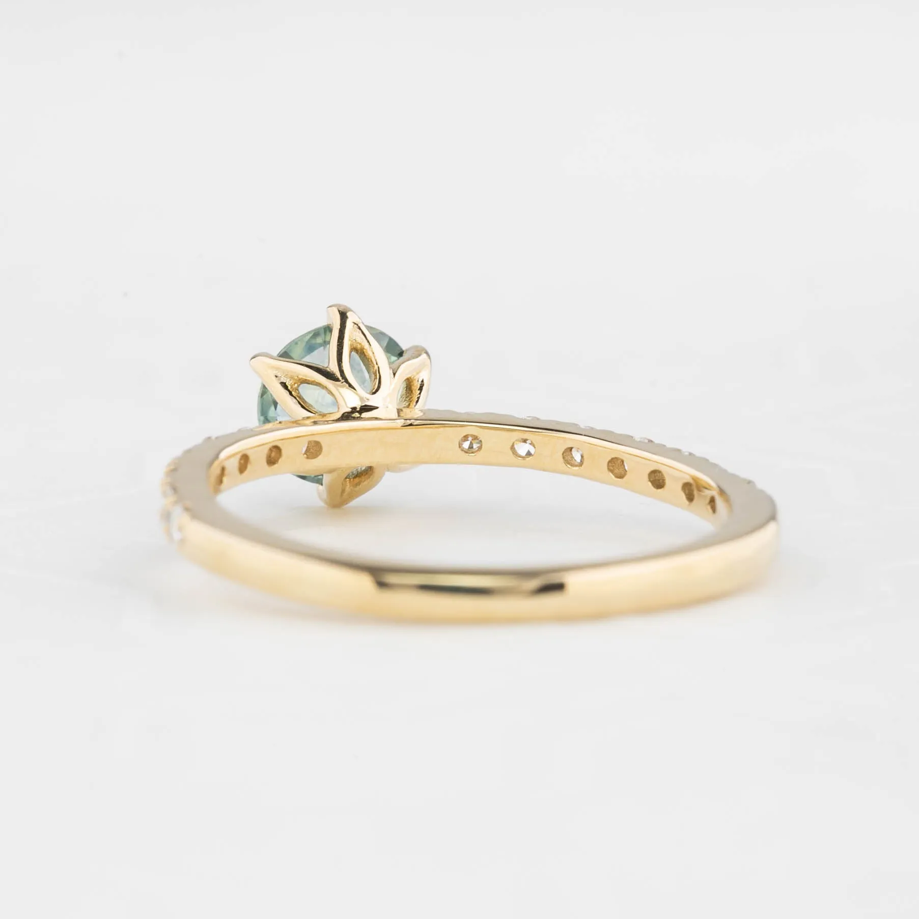 Maria Luxe Ring 0.91ct Parti Blue Green Montana Sapphire, 14k Yellow Gold (One of a kind)