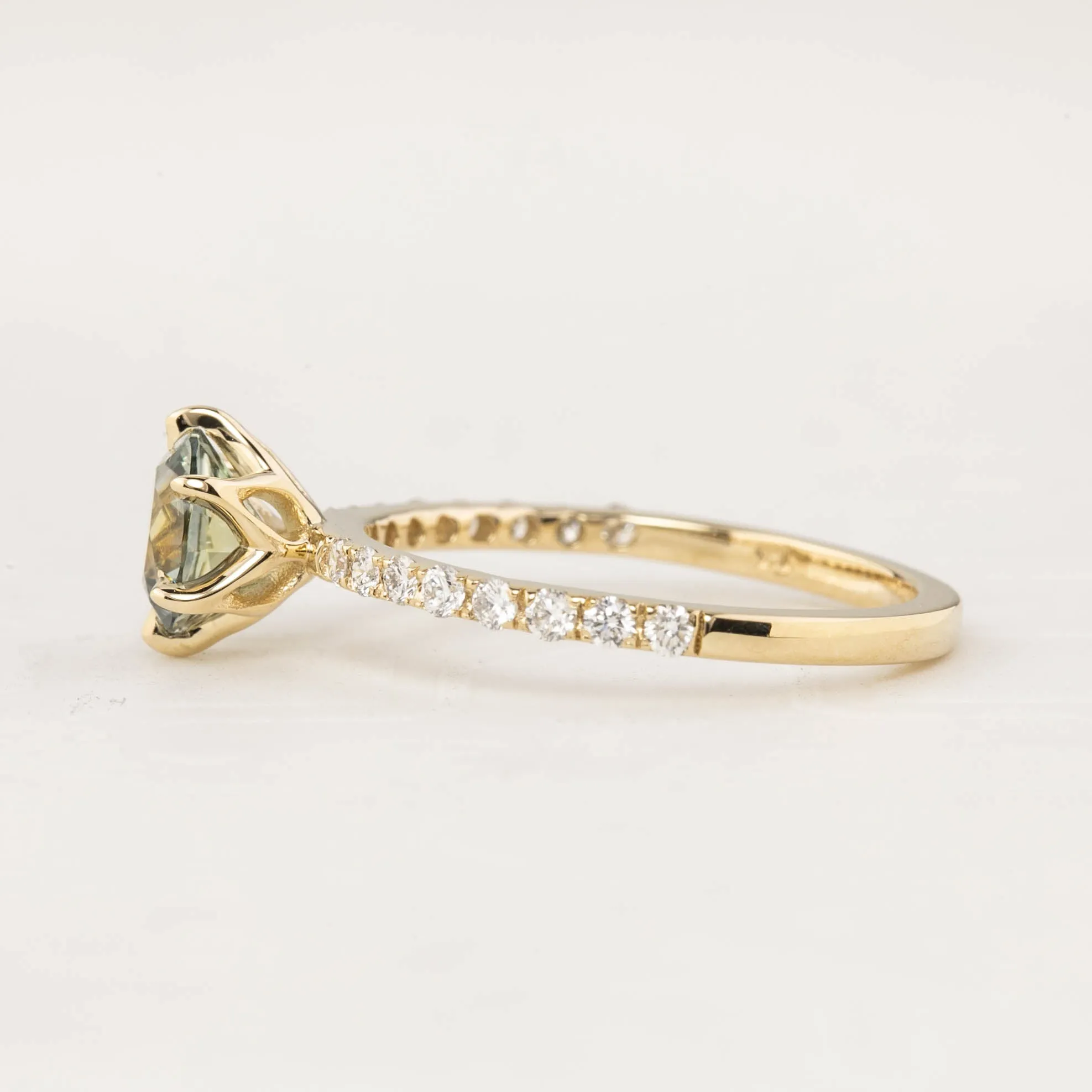 Maria Luxe Ring 1.28ct Parti Blue Green Round Montana Sapphire Ring, 14K Yellow Gold, One of a kind