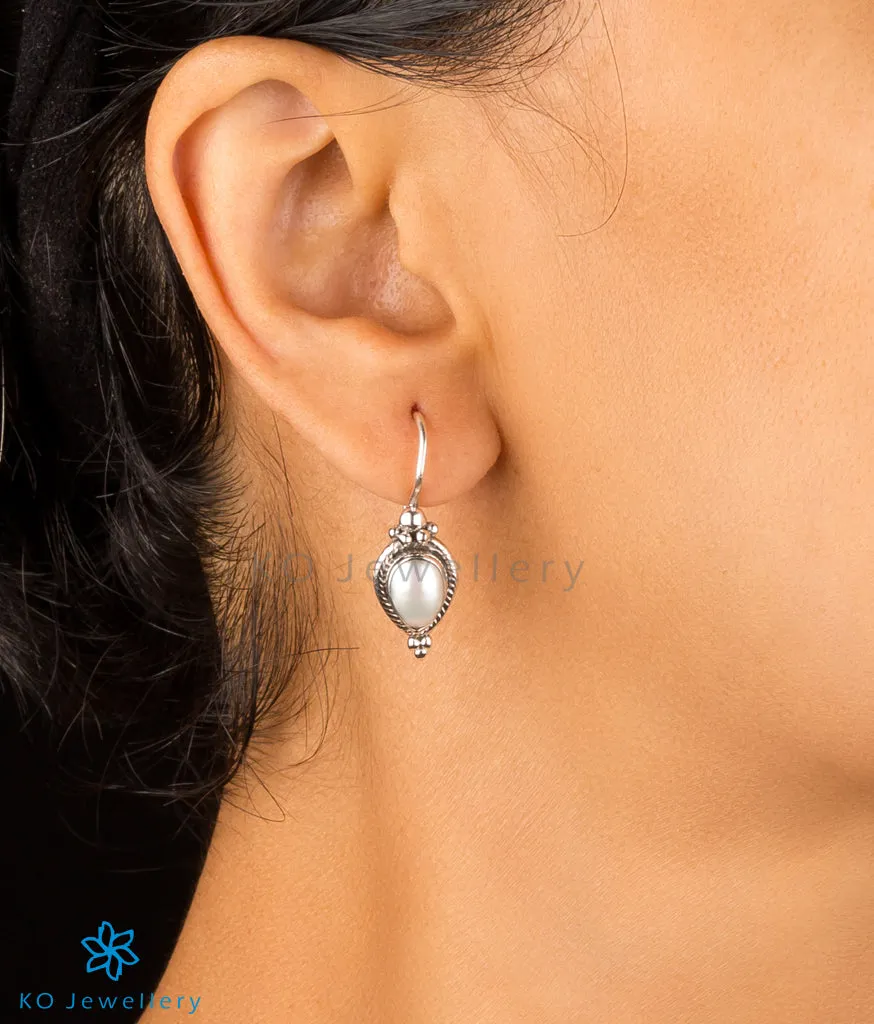 The Varna Silver Gemstone Earrings (Blue)