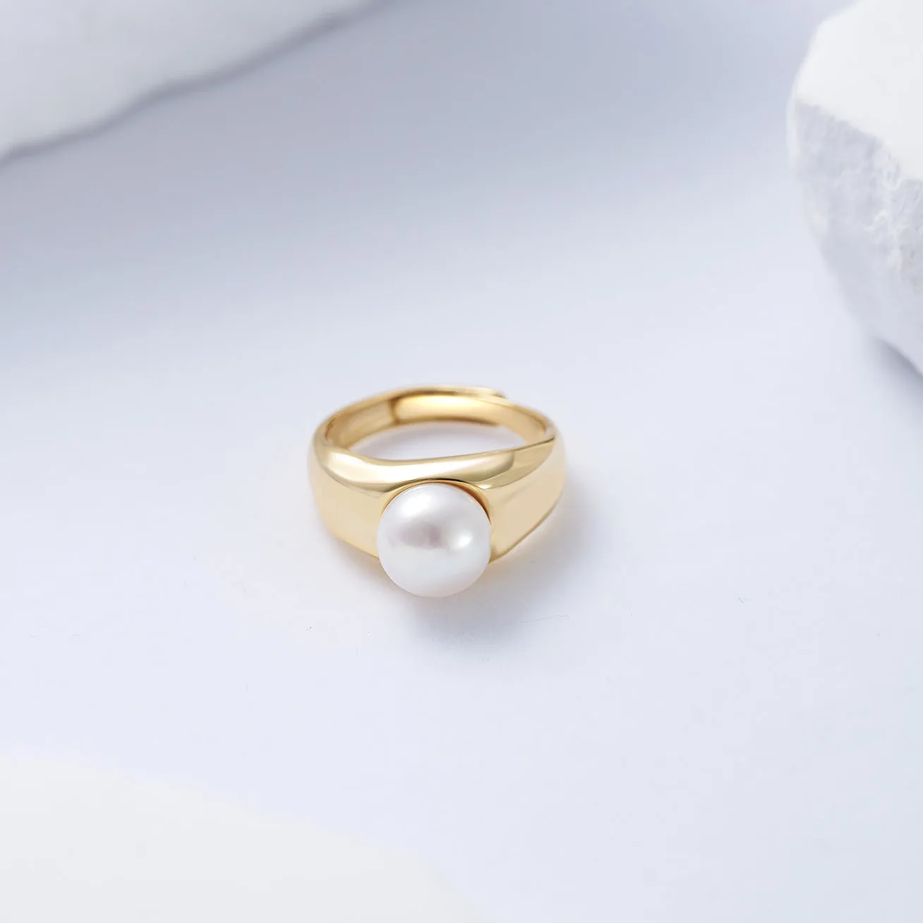 Top Grade Freshwater Pearl Ring WR00259 | FLUID