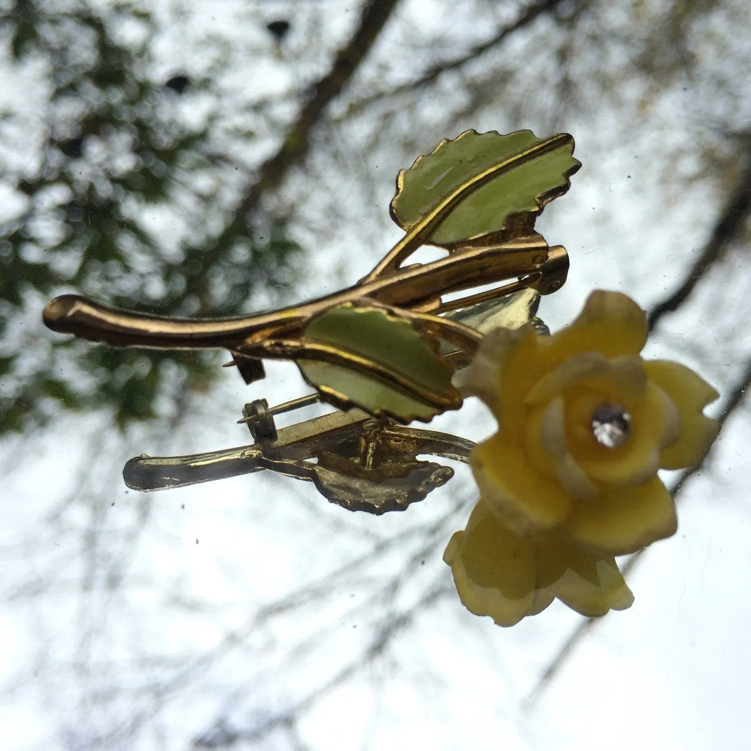 Vintage Yellow Flower Brooch. Gold Tone Pin with Hand Painted Yellow Petals and Green Enamel Leaves. Flower Pin. Accessories. Flower Gift.